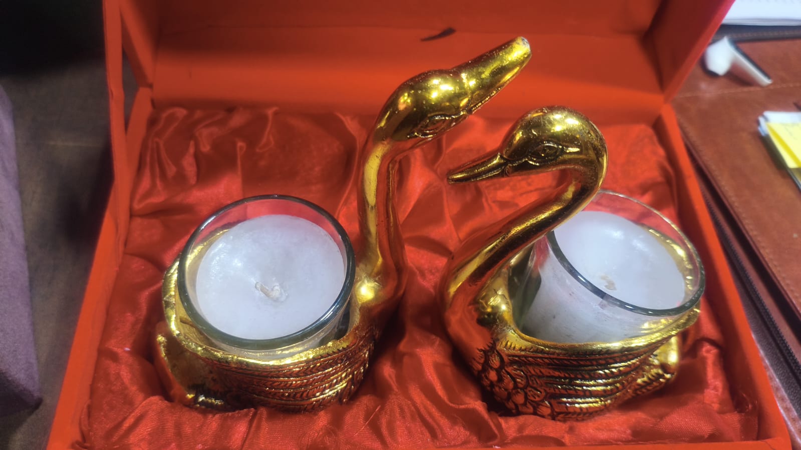 Sukoon by Crazy Golden Swan Tealight Candle Holders Set of 2 | Decorative Metal Swan Diya with Glass Tealight Cups | Luxury Home Décor & Festive Candle Stand for Diwali, Wedding & Gifting